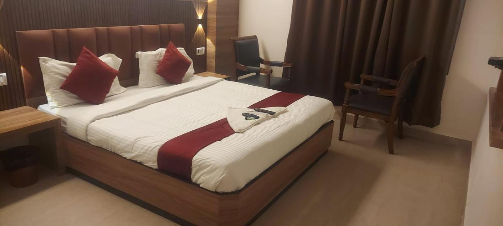 צ'נאי Capital O 69831 Hotel Mount Heera מראה חיצוני תמונה