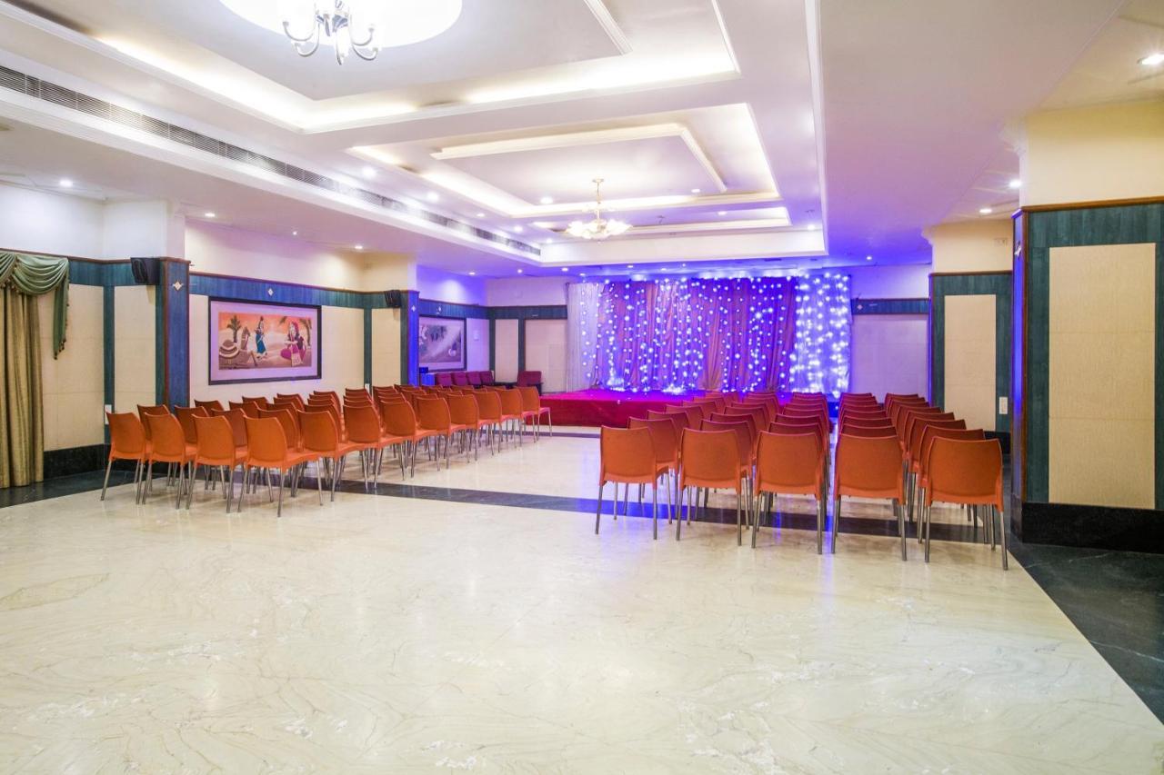 צ'נאי Capital O 69831 Hotel Mount Heera מראה חיצוני תמונה